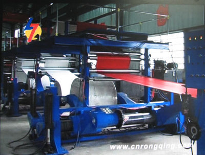 硬紙板復合生產線_機械類欄目